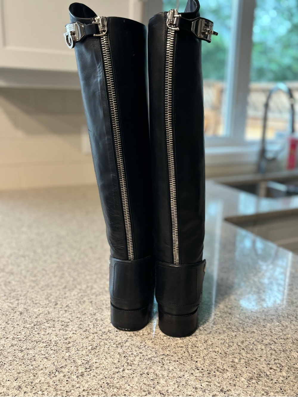 Ferragamo Black Rodi Riding boots - Picture 4 of 11